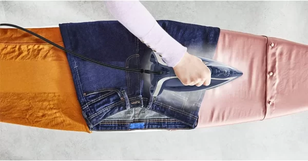 Tefal Smart Protect+ Steam Iron FV6872M0, 270 ml, 2800 Watts, Durilium Airglide Soleplate Technology - Blue & Silver - Image 4