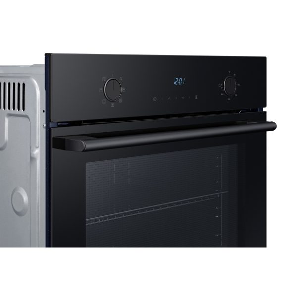 Samsung 68 Litre Built-in Electric Oven | 60cm | NV68A1140BK | Catalytic Cleaning | Oven Fan | Series 4 - Image 6