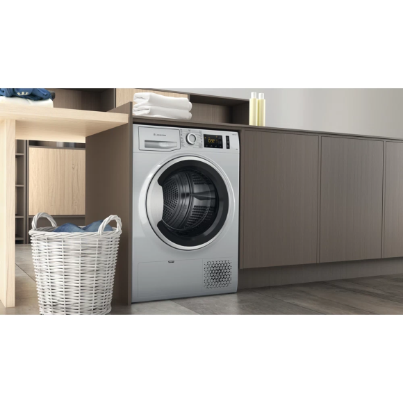 Ariston 9kg Heat Pump Tumbler Dryer | NT M11 9X1SX | Anti Allergy | Pre Ironing Cycle - Image 5