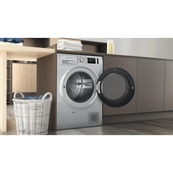 Ariston 9kg Heat Pump Tumbler Dryer | NT M11 9X1SX | Anti Allergy | Pre Ironing Cycle - Image 7