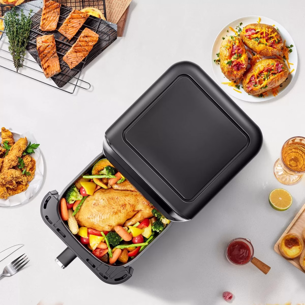 Hisense 6.7L Air Fryer H06AFBS2S3, Power 1350 W, With LED Display And Touch Control, Temperature Infinitely Adjustable without BPA and PFOA – Black (3YRs WRTY) - Image 2